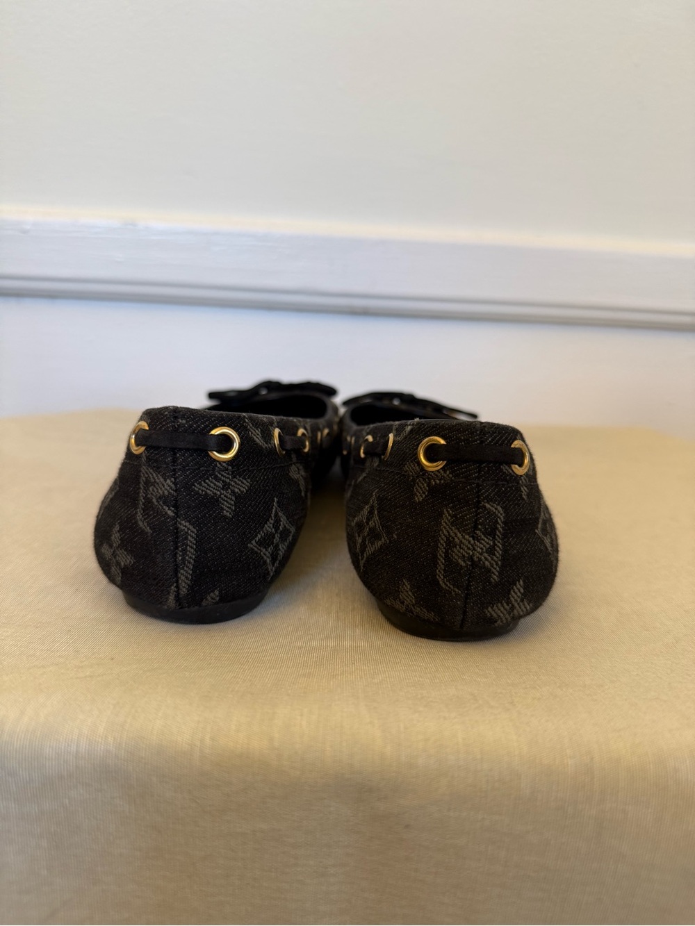 Louis Vuitton Monogram Denim Ballet Flats 36 Black Gold Lace Up Y2K - Picture 3 of 6